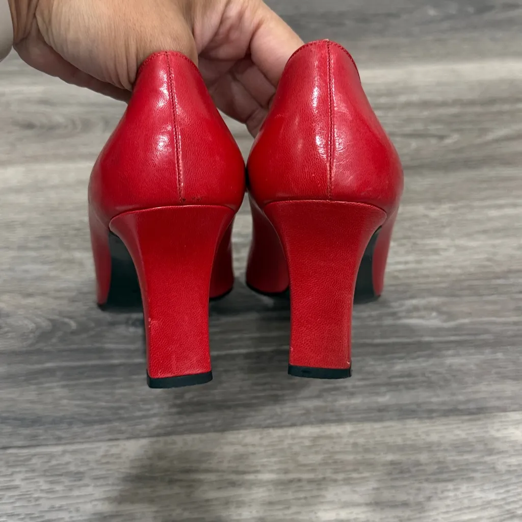 St. John Red and Navy Leather Pumps 8.5 Vintage Women’s Shoes - Image 7