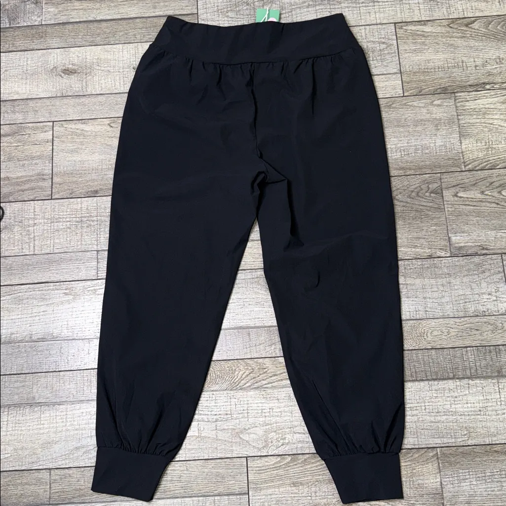 HALARA Black Relaxed Fit Joggers - Image 3