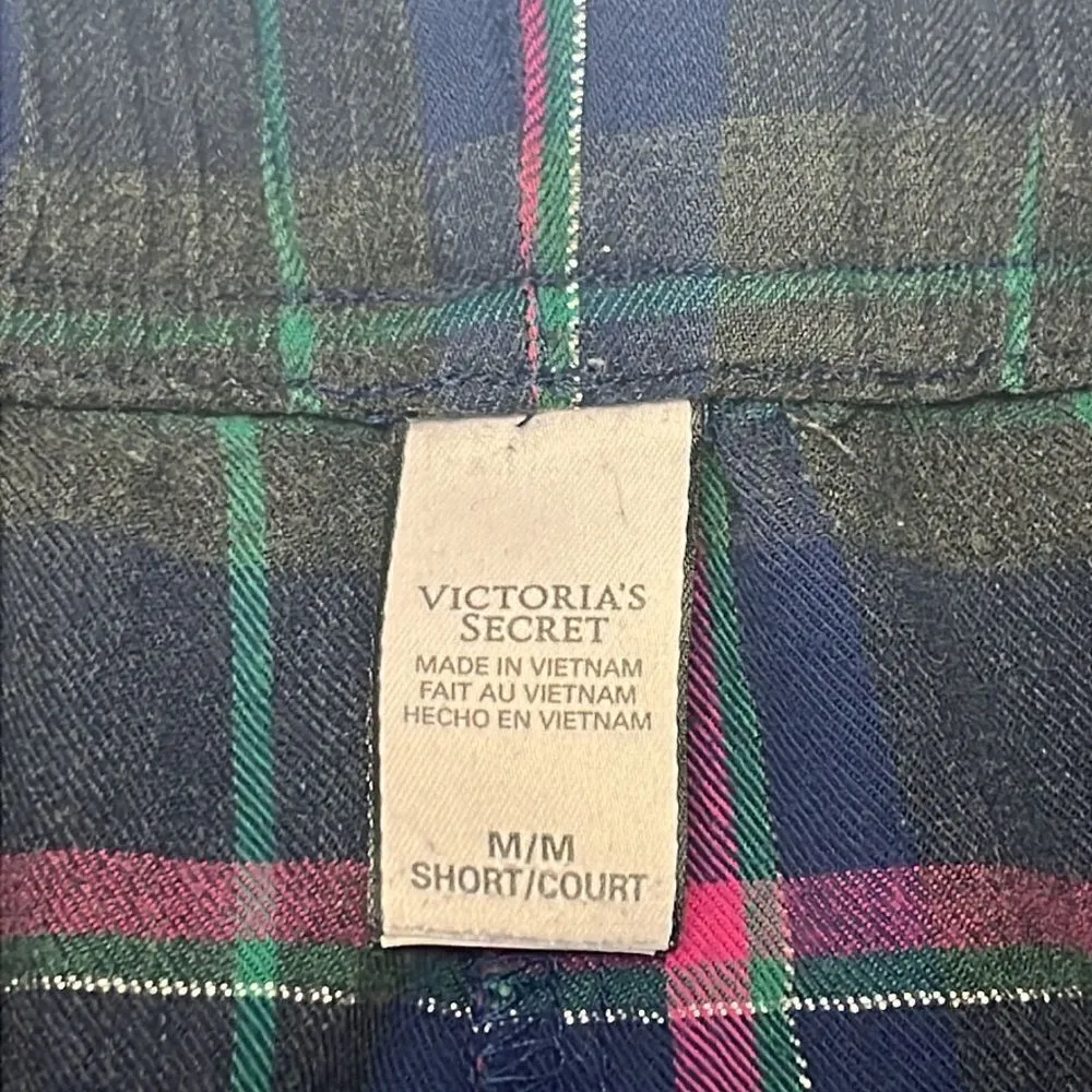 Victoria’s Secret Blue Plaid Two Piece Pajama Set- Button Down Pull-On-Med Short - Image 12