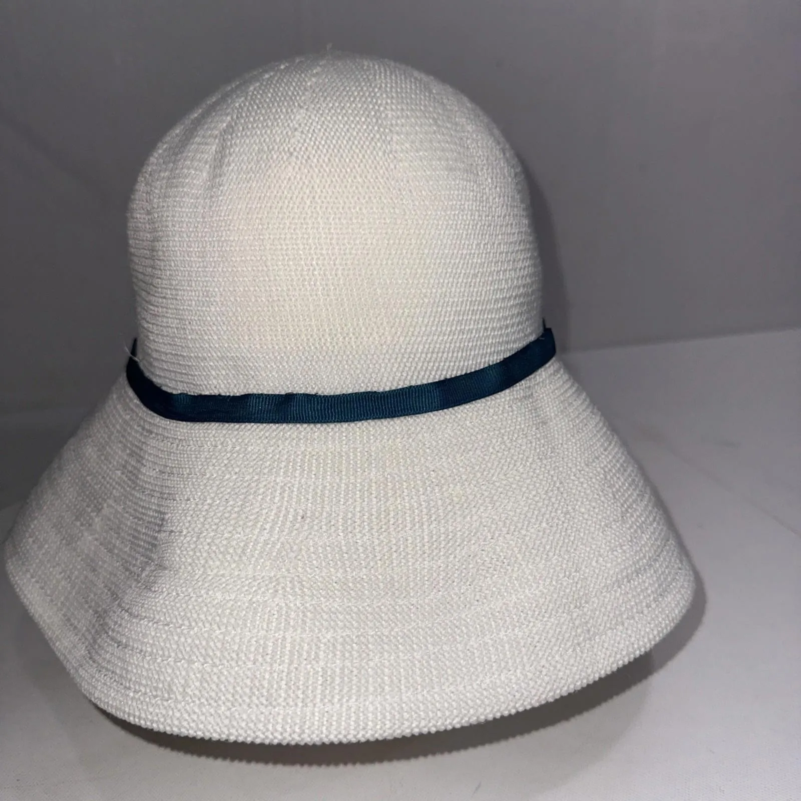 Scala Minimalist Green Bow Adjustable Size White Wide Brim Bucket Cap Sun Hat - Image 10