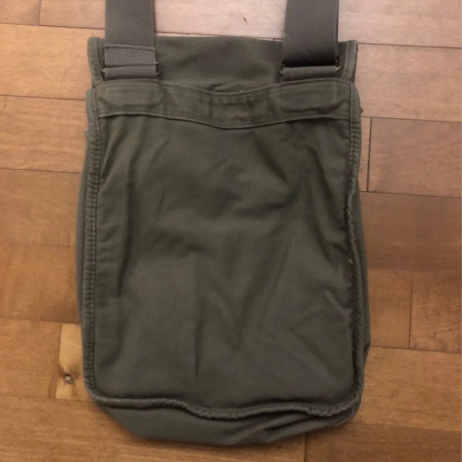 Irish knot green crossbody Long adjustable strap - Image 9