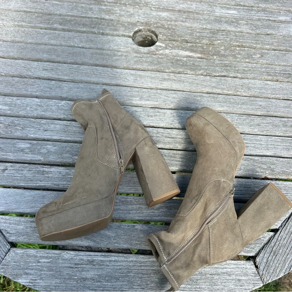 Melrose‎ and Market Emerson Platform Bootie size 10 - Image 10
