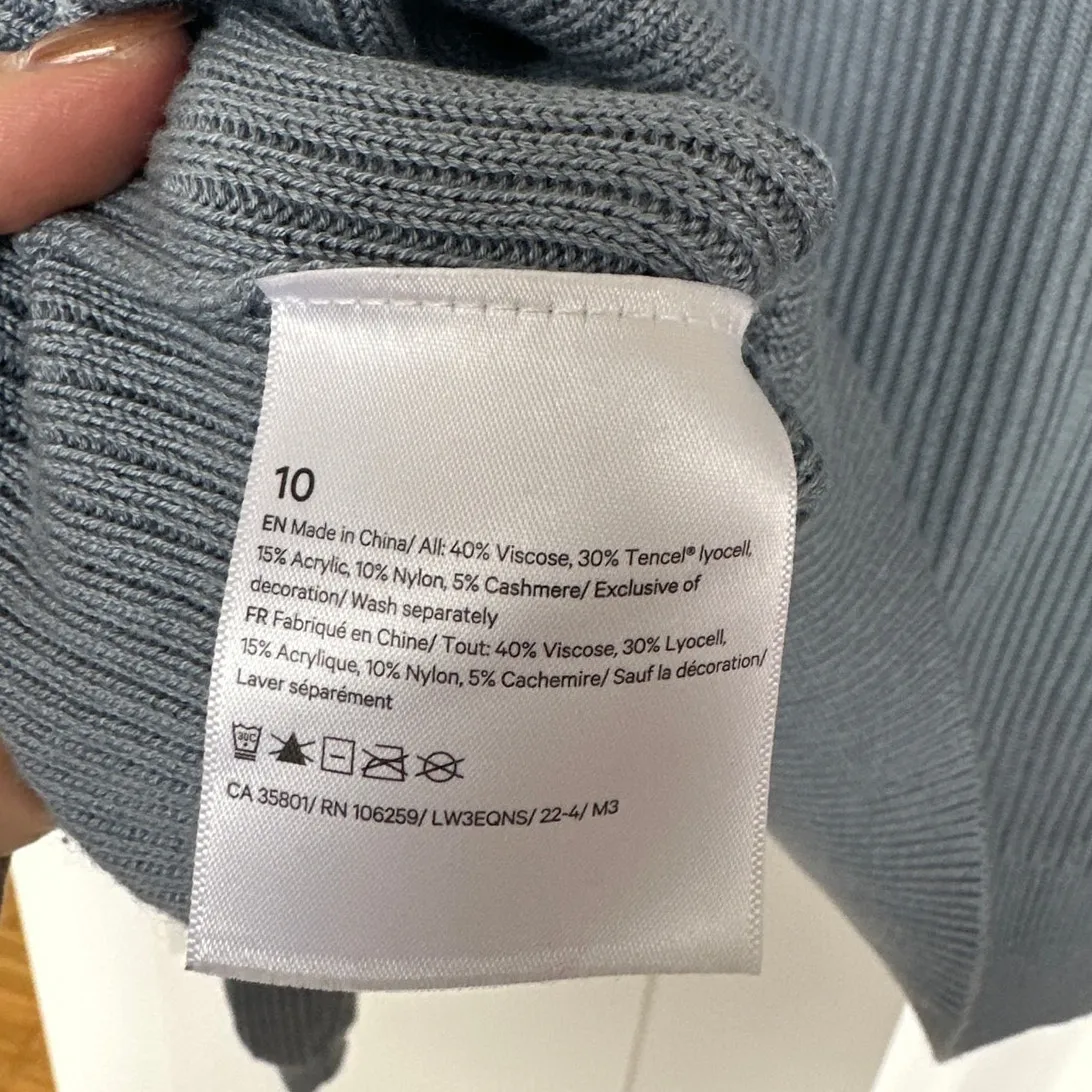 Lululemon Women's Reversible Crossover Crewneck Sweater, Chambray, Size 10, EUC - Image 3