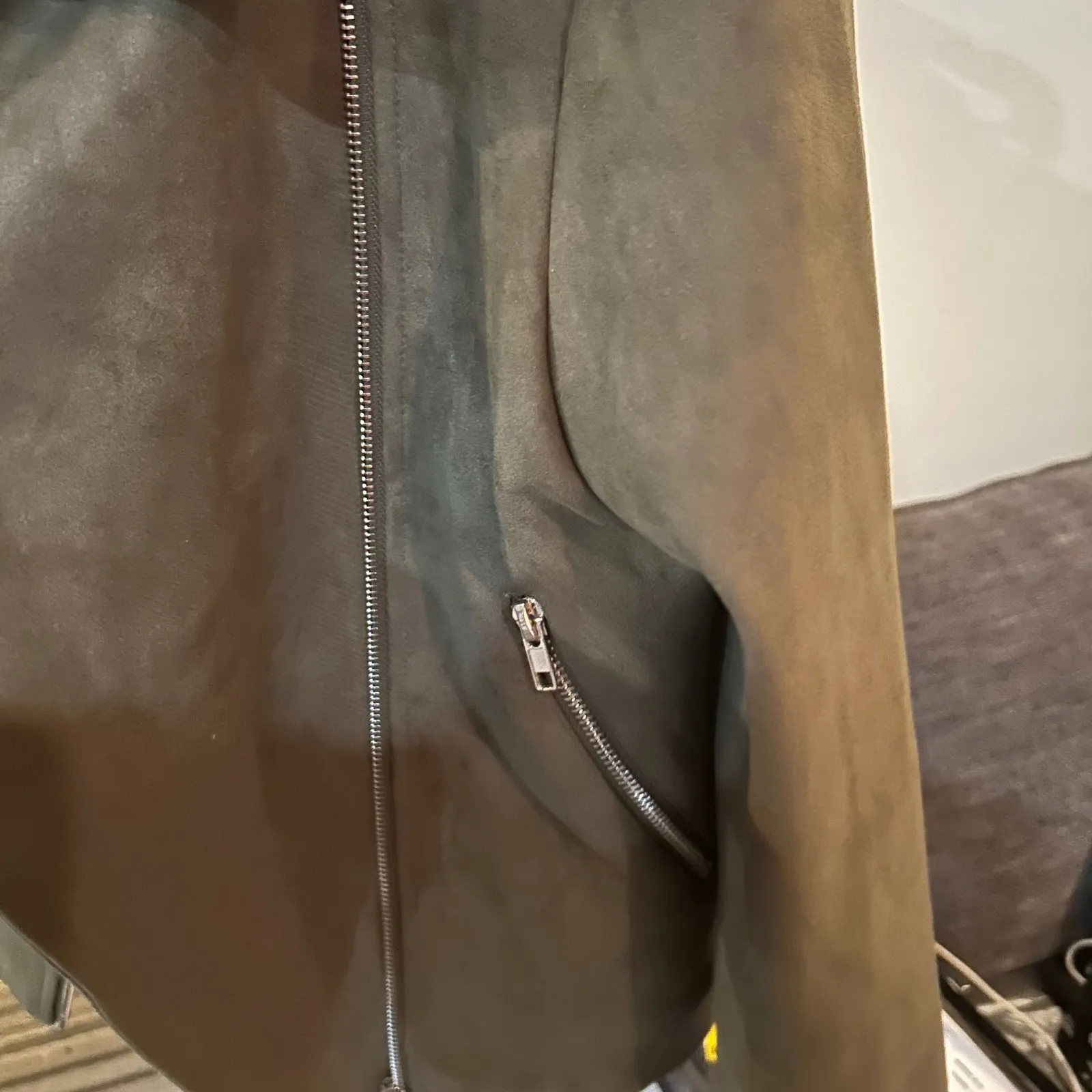 Apperloth A Moto Jacket Faux Suede Olive Green Asymmetrical Zip Up Women's Size M - Image 4