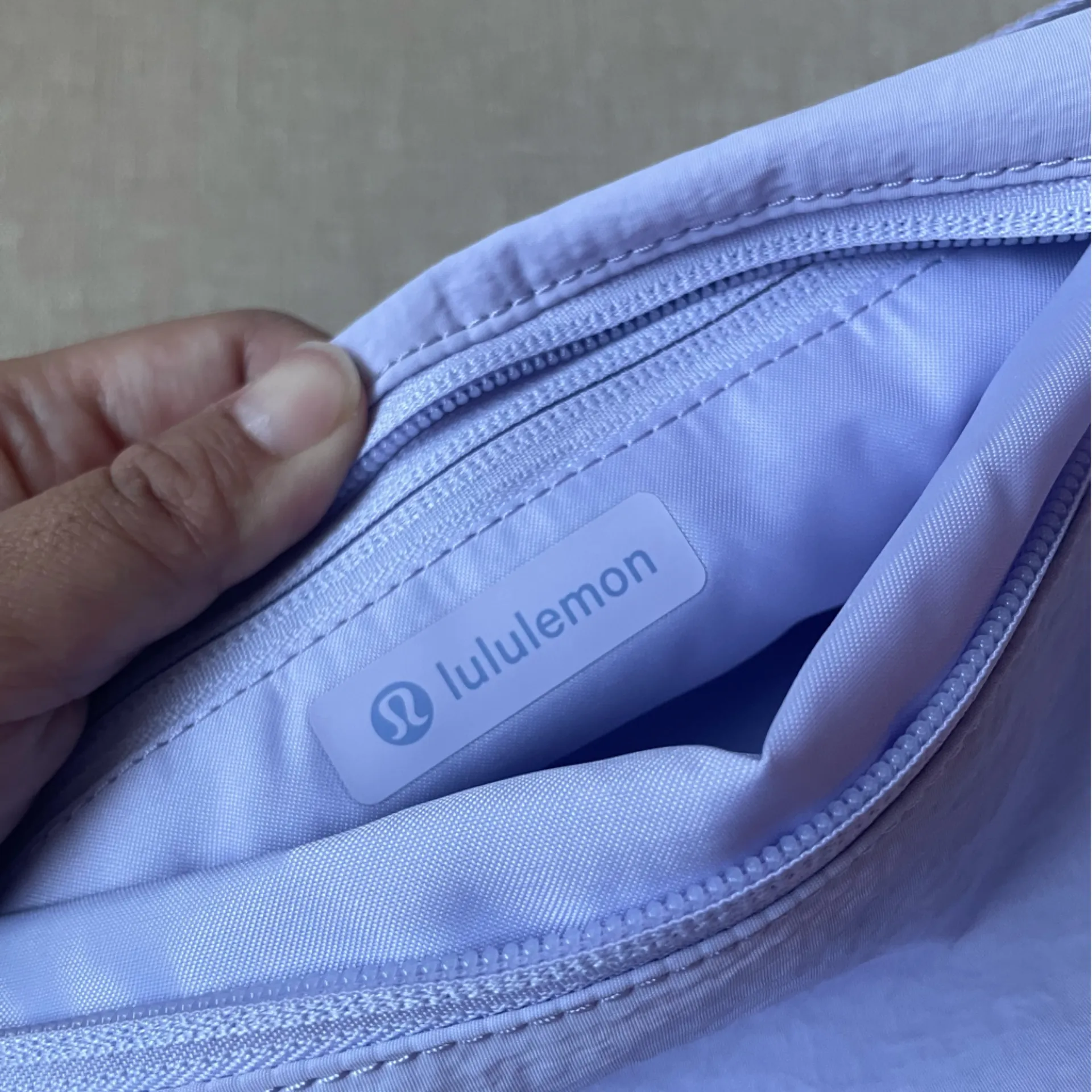 Lululemon Fast Track Bag 2.0 9L - Lavender Frost - Image 12