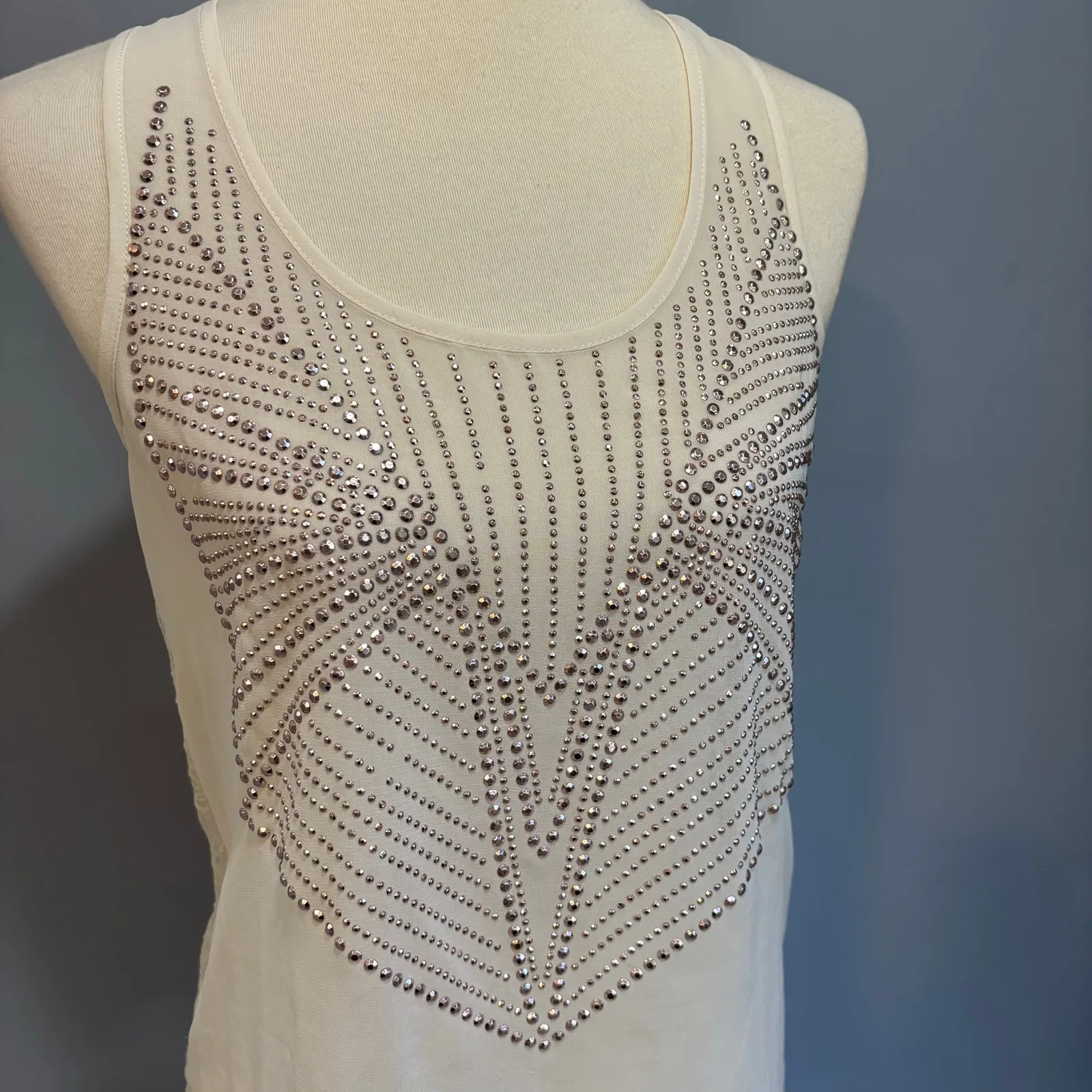 Vintage Charlotte Russe sheer Rhinestone lace top, rose gold studs, size small - Image 2