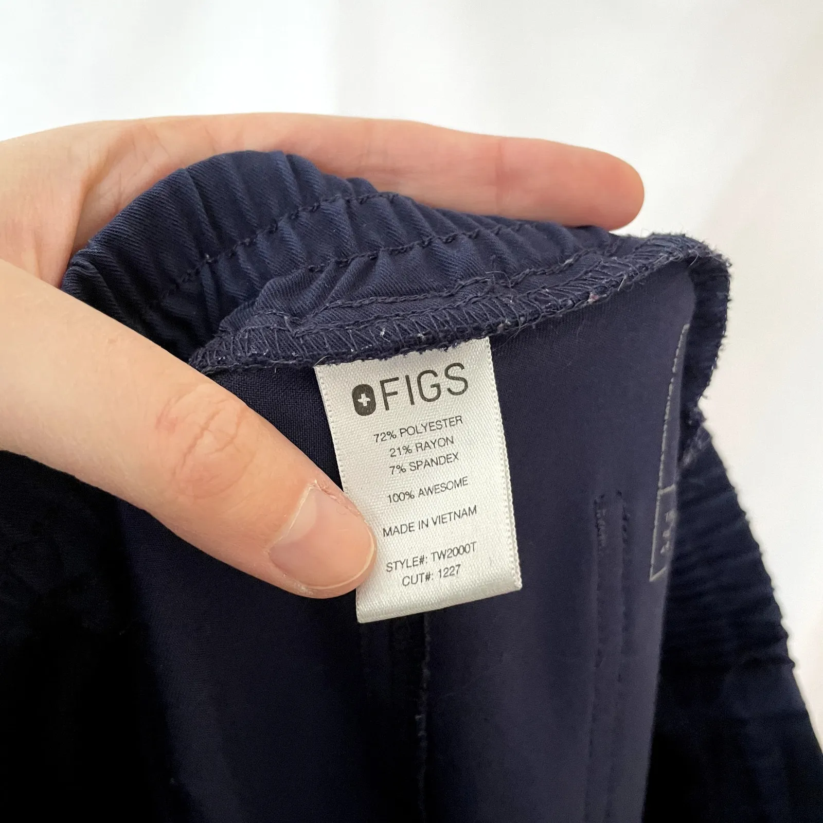 Figs technical collection navy blue scrubs women's size medium tall many pockets - Image 6