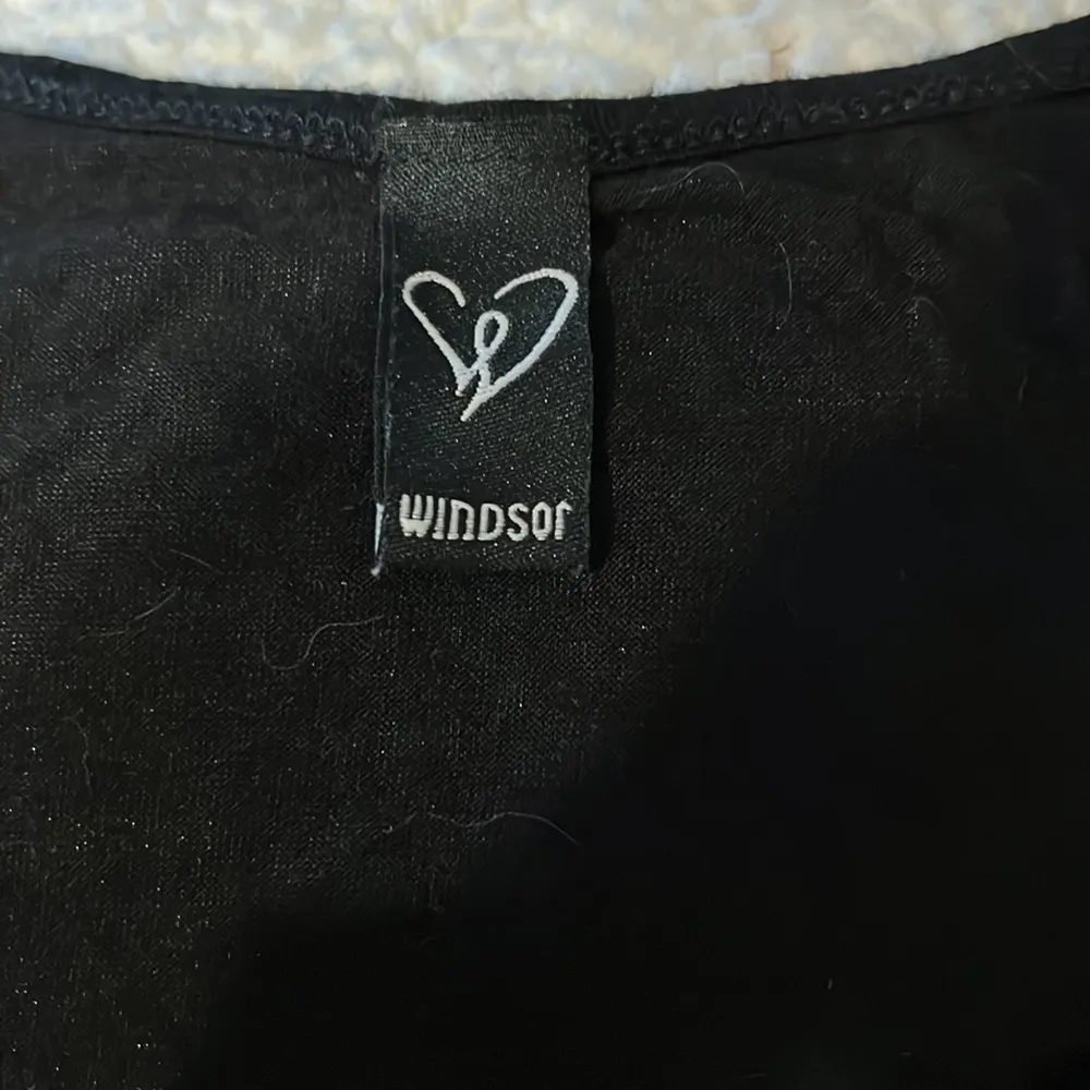 CROPPED anchor tank - Image 2