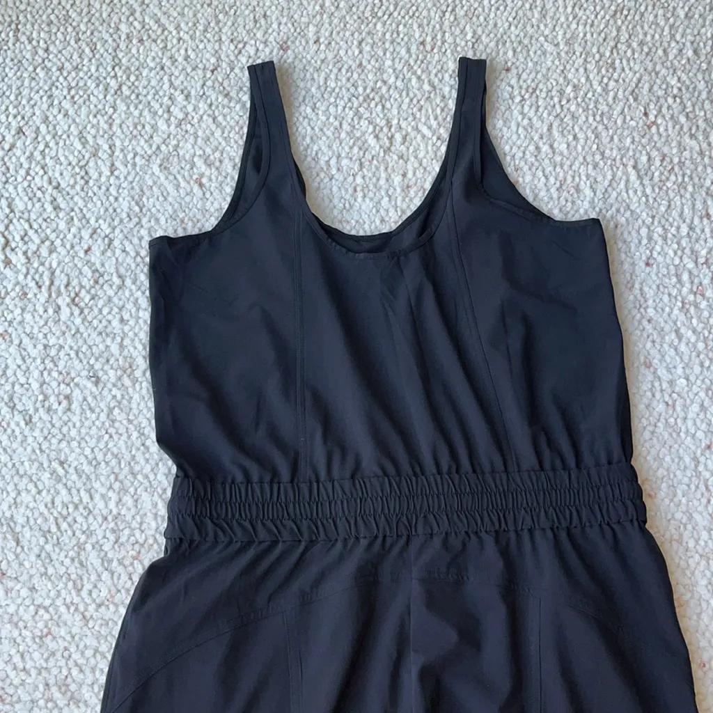 ATHLETA Unbound Lightweight Sleeveless Cargo Jumpsuit Black Medium Tall - Image 7