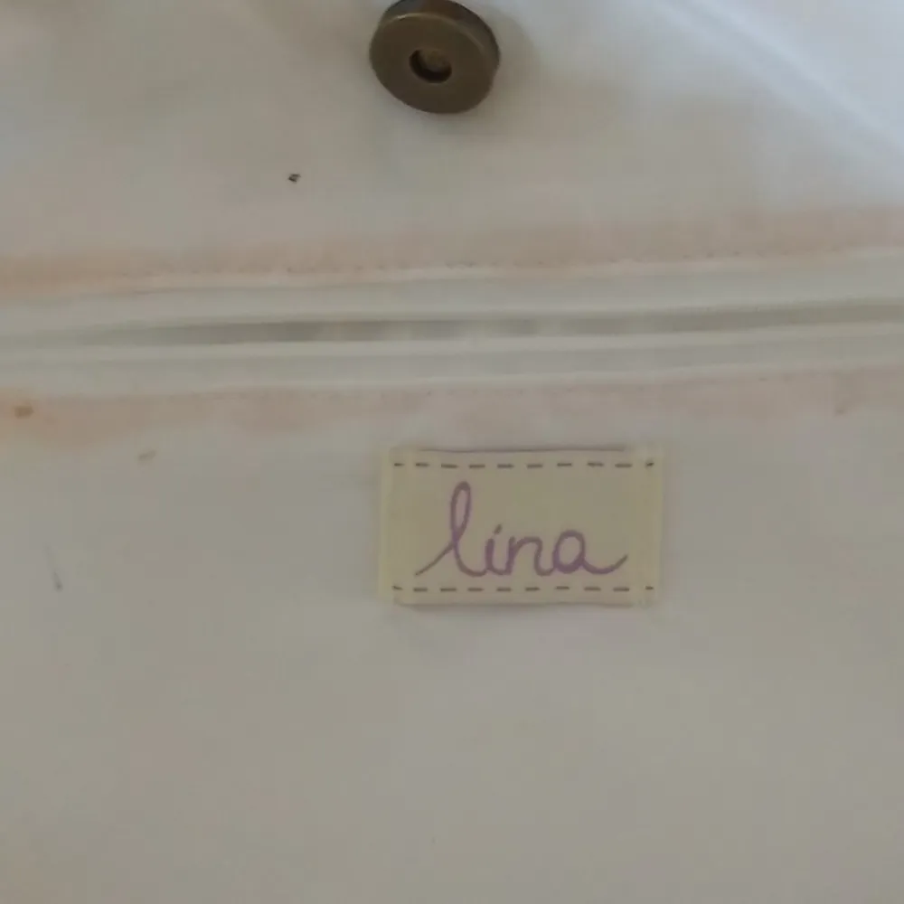 Lina White Crocheted Handbag - Image 3