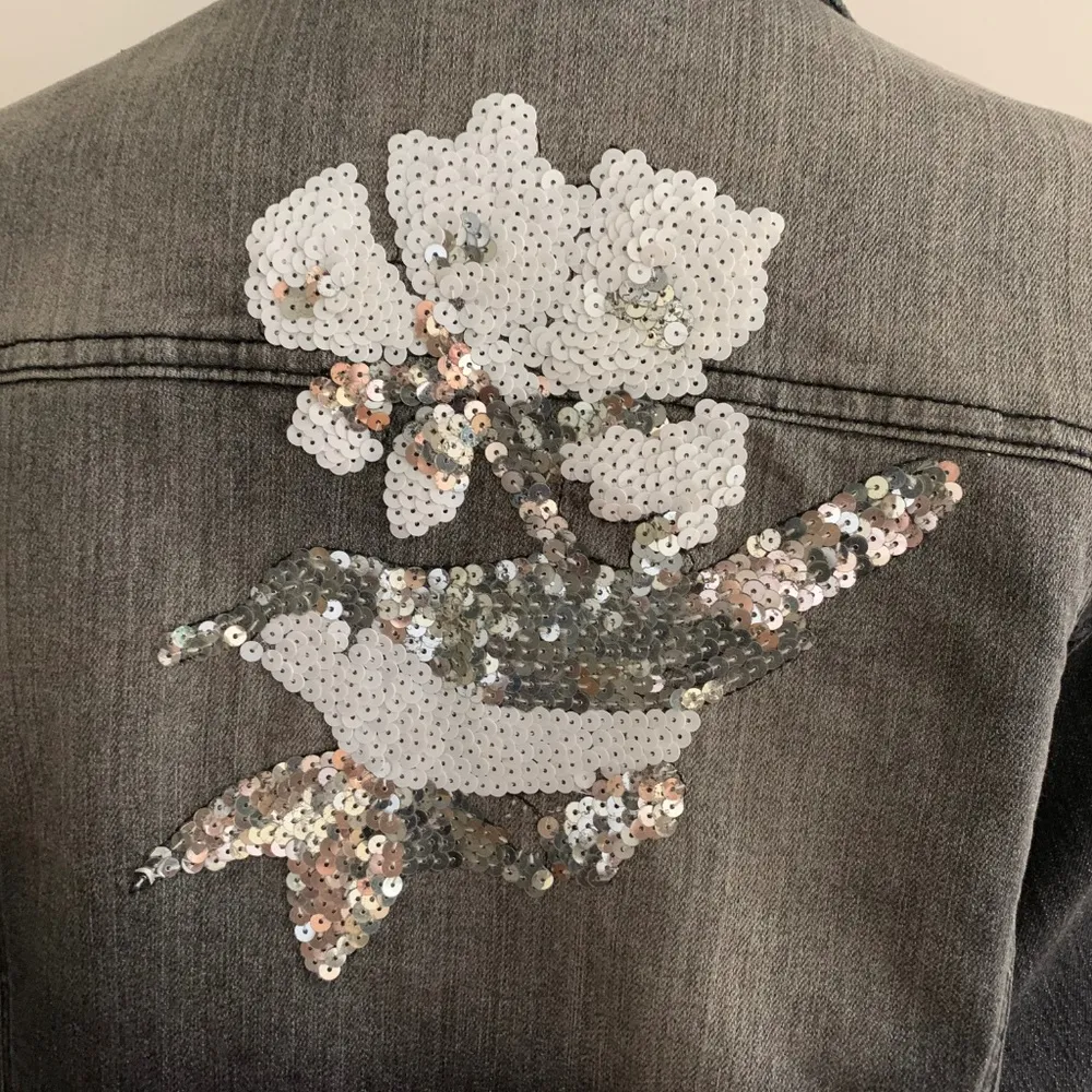 Sequins Crest Jeans Woman Denim Jacket Size 1X - Image 5