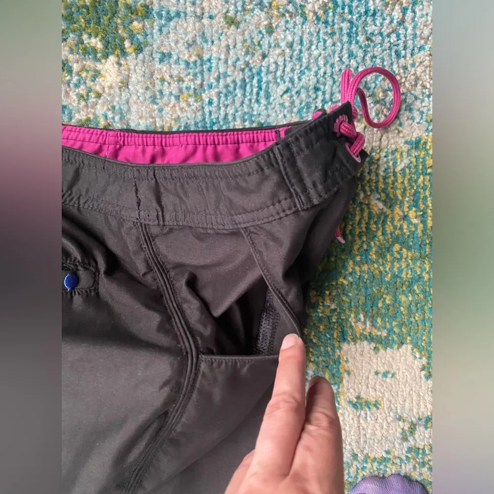 O’Neill pink logo swim board shorts, size XS - Image 9