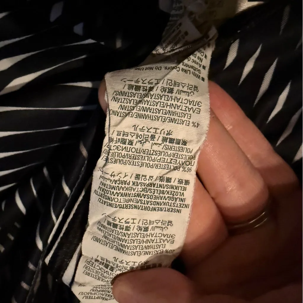 Under Armour Black, Gray‎ & White Printed Mesh Cut Outs Mid Rise Leggings Sz L - Image 9