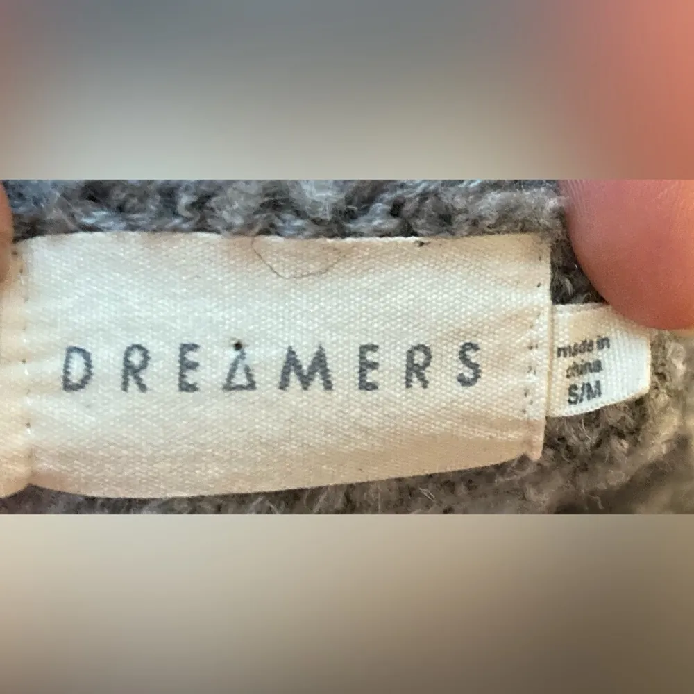 Dreamers- Gray and cream crew neck fuzzy sweater size S/M‎ - Image 6