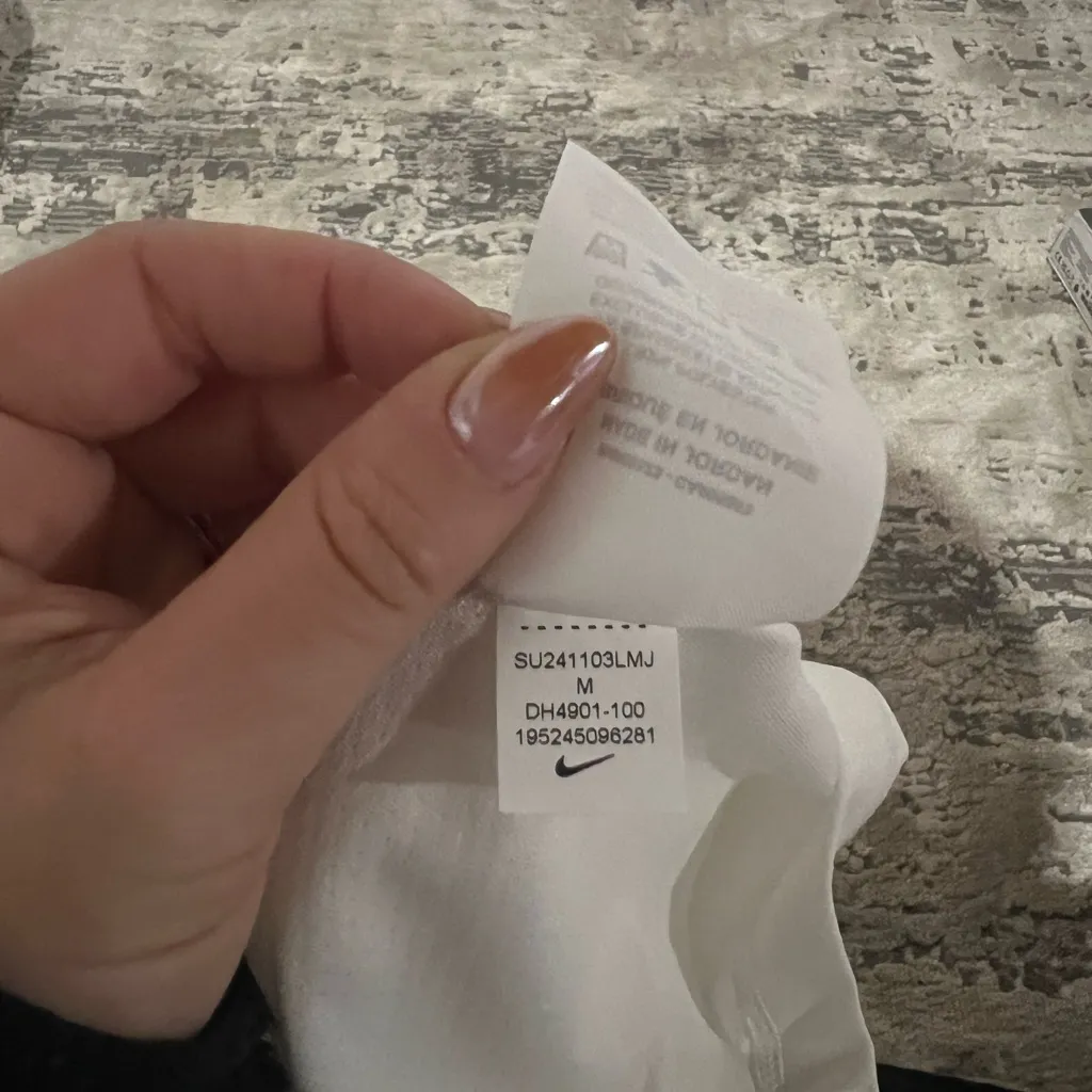 NEW Nike White Pro Allover Mesh Tank Top Size Medium - Image 5