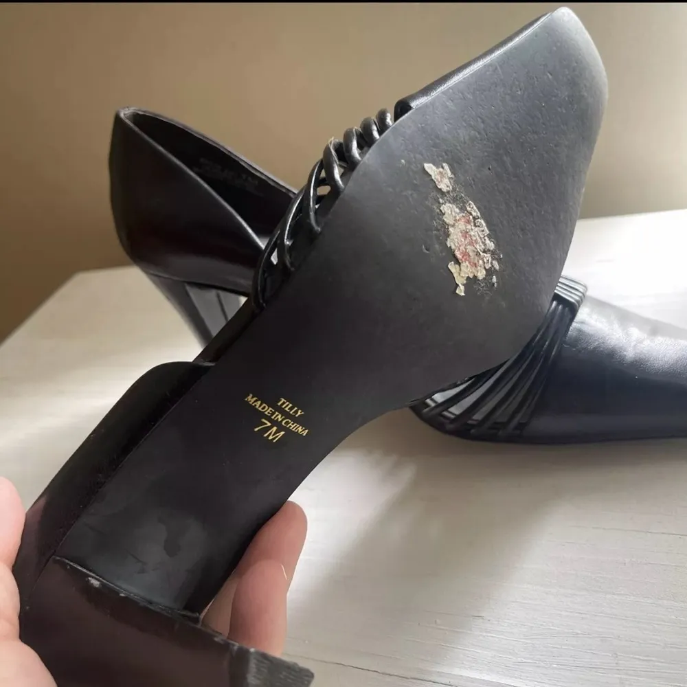 vintage leather upper pointed - toe pumps heels 7 U.S  black - Image 5