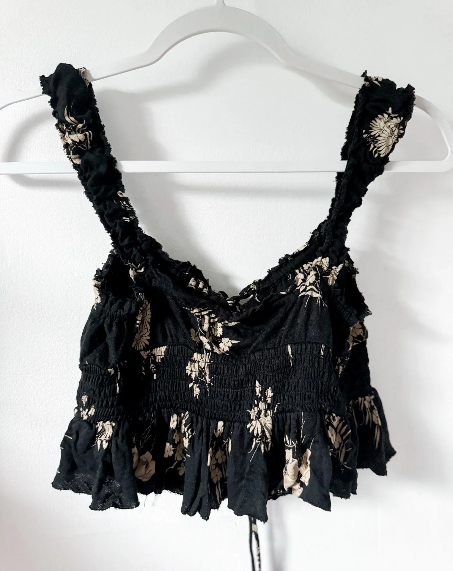 UO Libby Lace Up Floral Print Crop Top  - Image 9