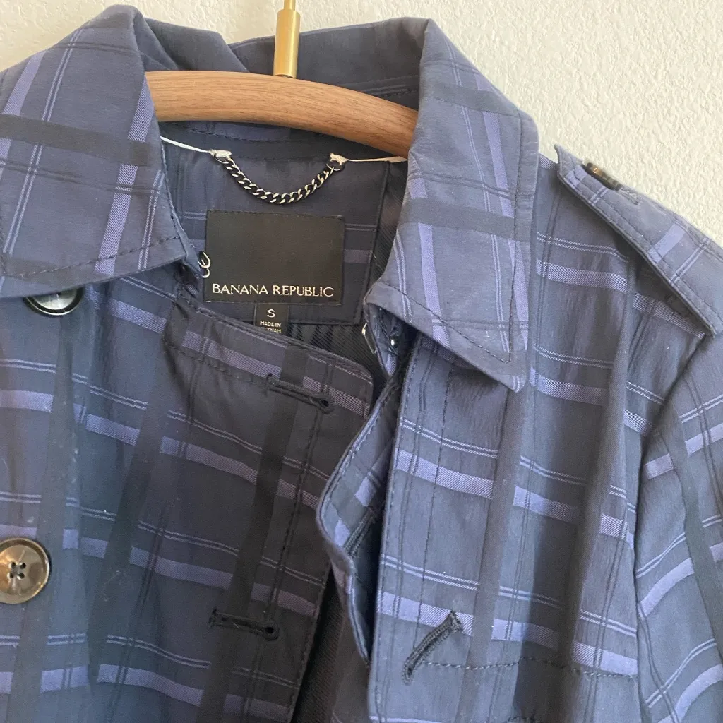 Banana Republic Women's Mid Length Madra Plaid Trench Coat - Small - Image 3