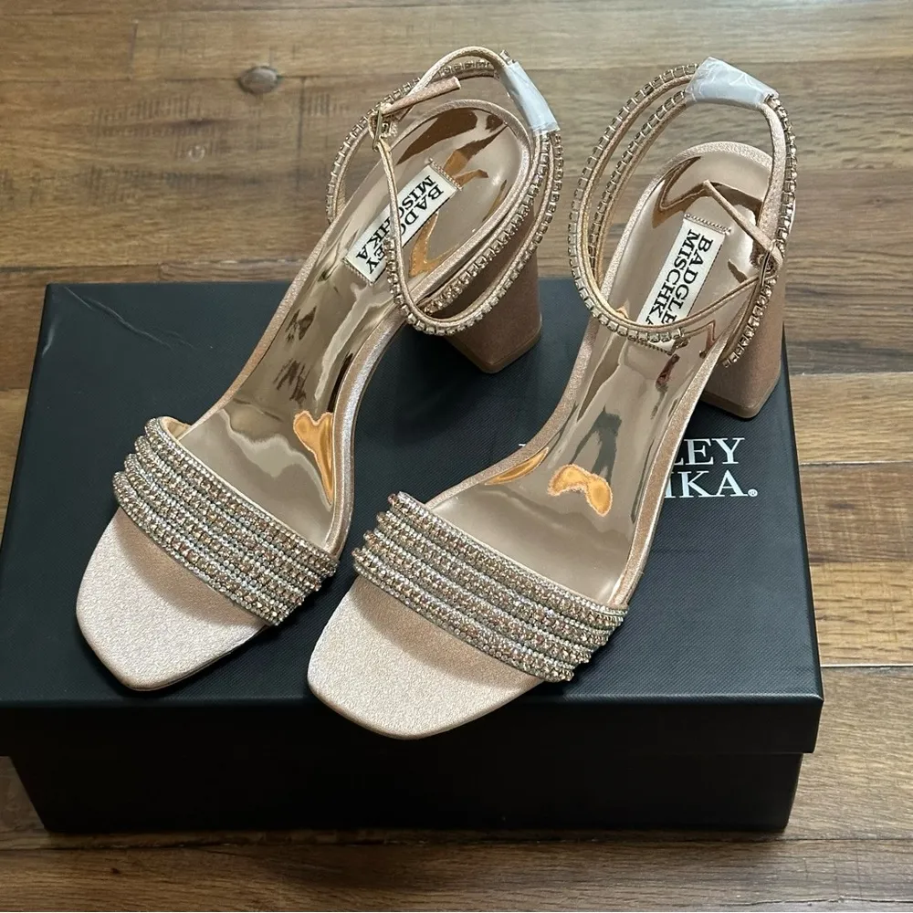 Badgley Mischka Becca Strappy Block Heel Sandals in Seashell 8.5 - Image 5