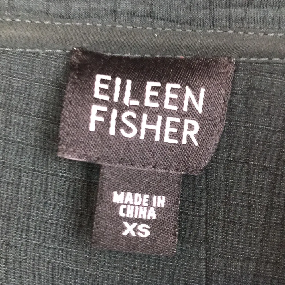 Eileen Fisher Women’s Silk Blend Forest Green Open Front Lightweight Cardigan - Image 6