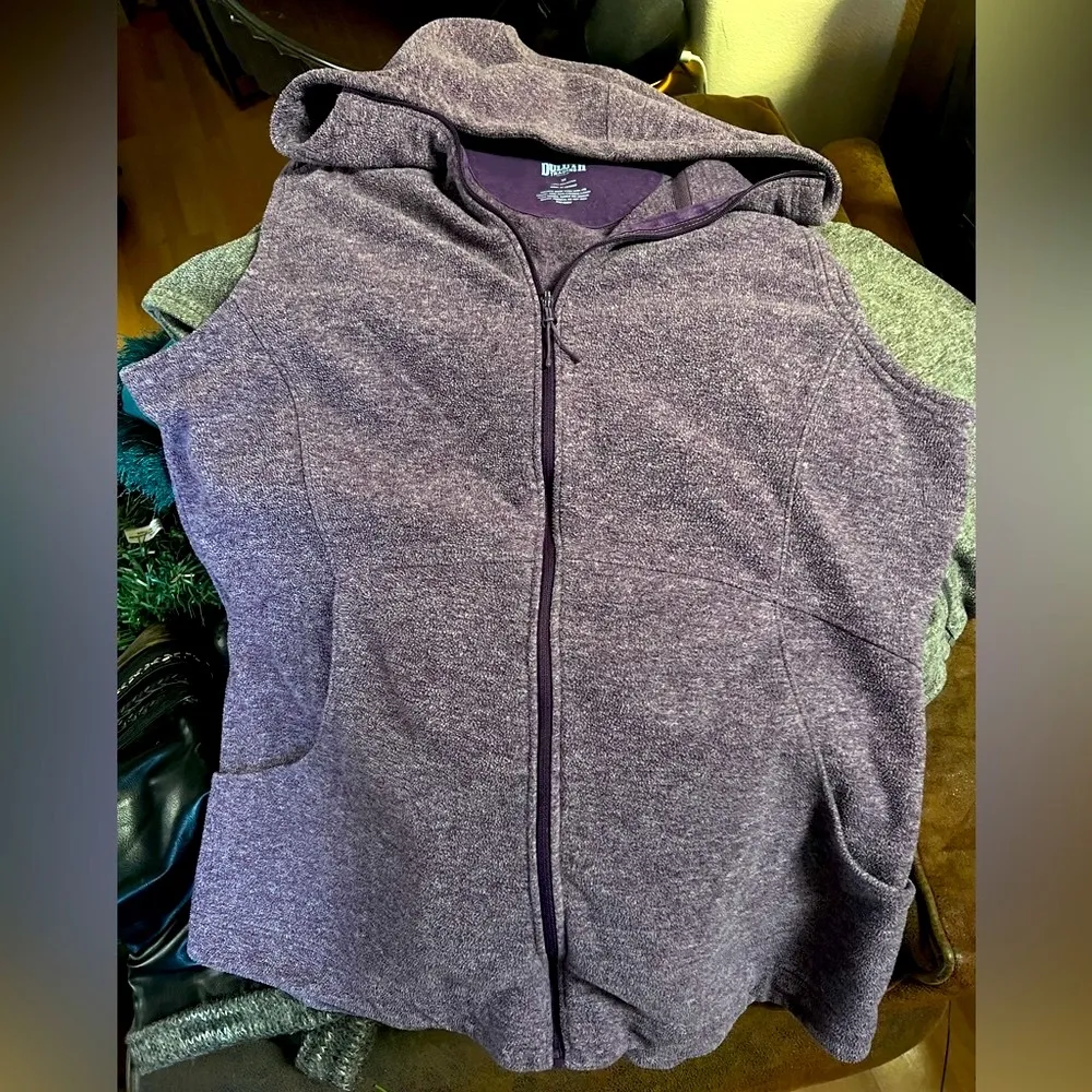 Duluth Trading Co Vest Women's Medium Purple Full Zip Fleece Hooded Pockets - Image 2