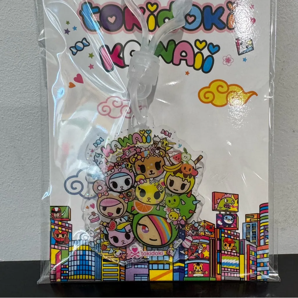 Tokidoki Kawaii All Stars Sandy Acrylic Keychain - Image 3