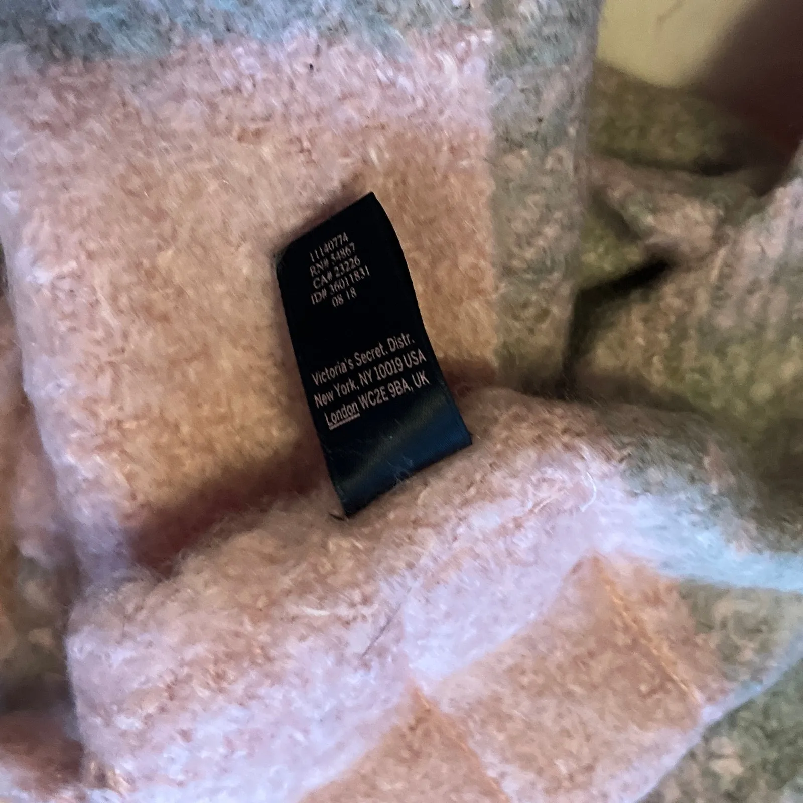 Victoria's Secret | Pink + Gray Plaid Soft Blanket Scarf | 2010s - Image 9