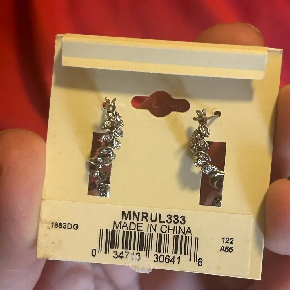 Monet earrings - Image 2