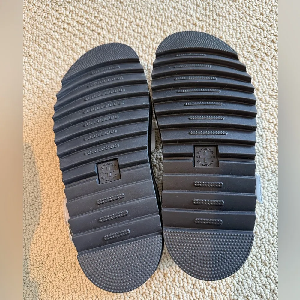 NWOT Dr. Marten Avry Hyrdro Leather Strap Blaire White Sandals Women's Size 10 - Image 5