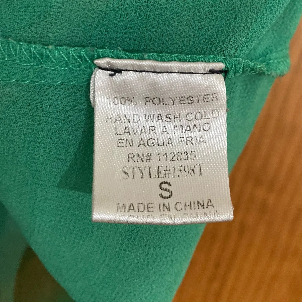 Emerald Green Ruffle tie front Blouse S Small - Image 4