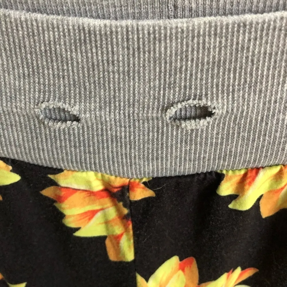 Sunflower sweatpants pajamas pants size medium​​​ - Image 5