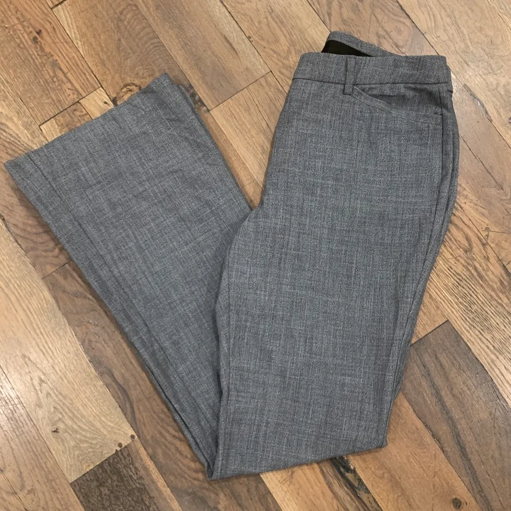 Urban Outfitters NWT Urban Renewal Gray Flare Dress Pants Size 6 - Image 2