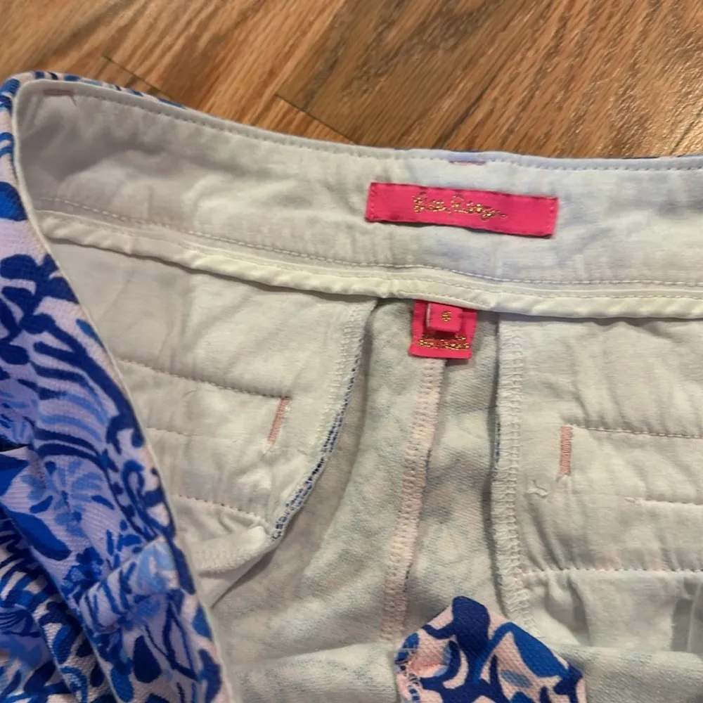 Lilly Pulitzer Jayne Knit short in high tide good vibes seashell coral print 6 - Image 4