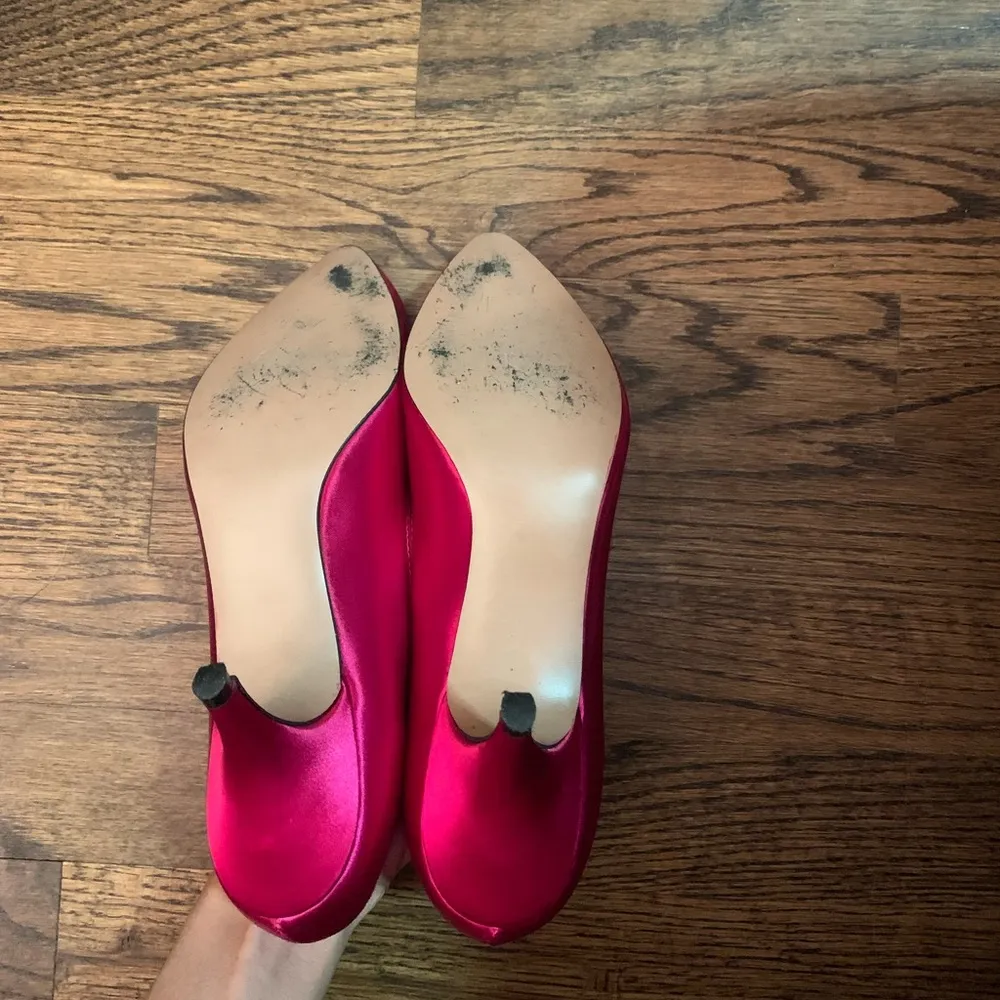 Silver Slipper 80s Vintage  Kitten Heels - Image 3