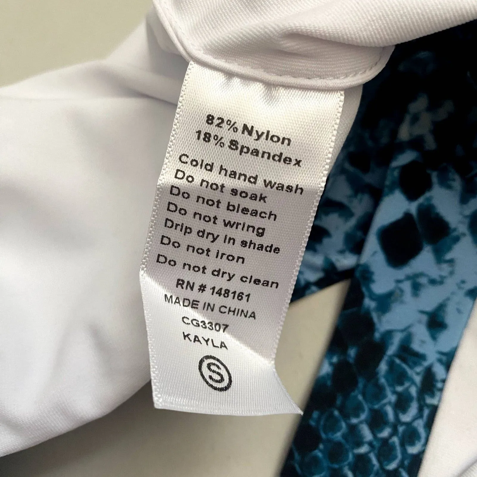 NWT Buddy Love Kayla Sports Bra Blue Snakeskin Print Square Neck Size Small‎ - Image 4