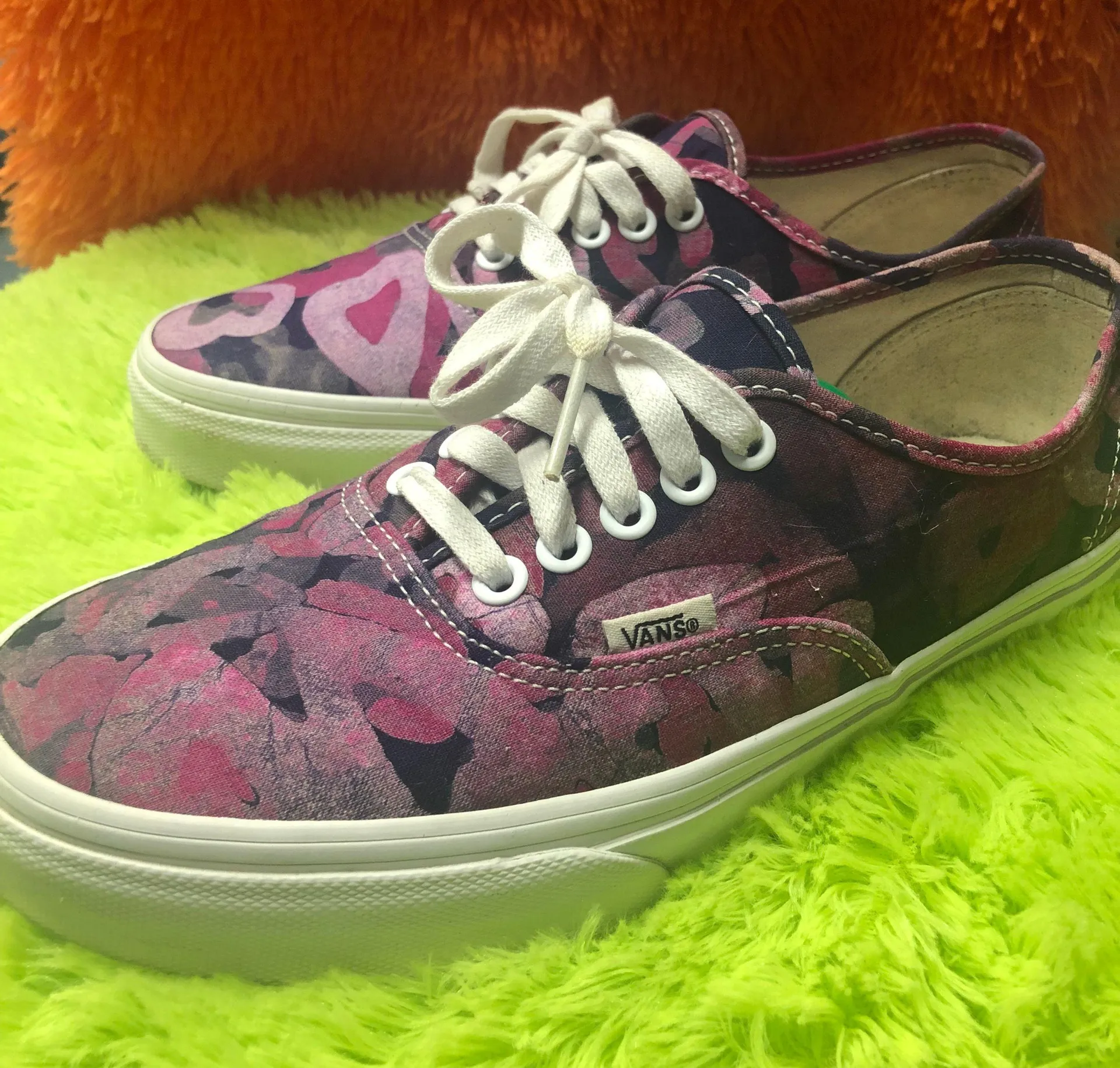 Vans Della Batik/Pink  Shoes - Image 2