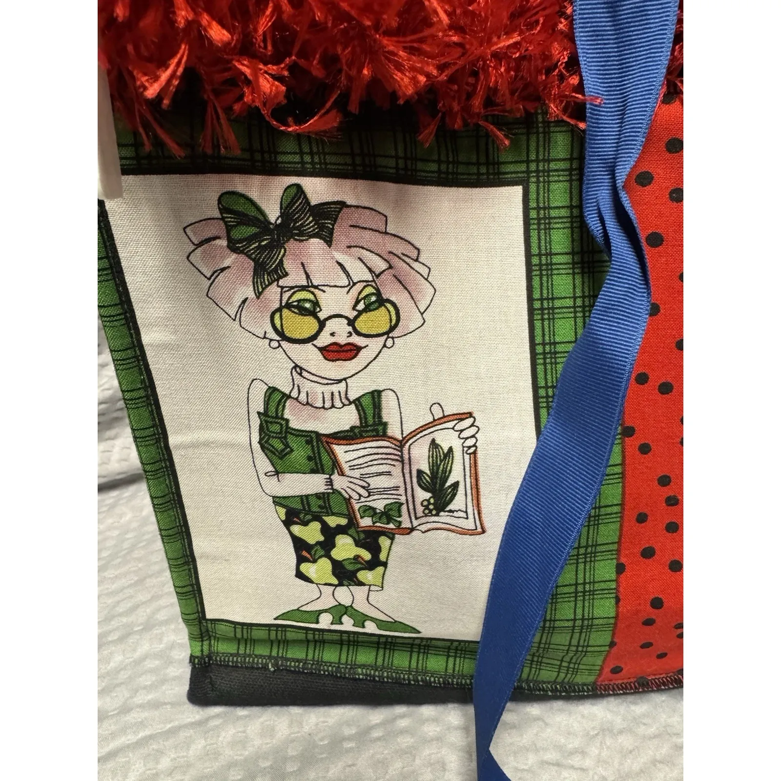 Handmade Purse Priss Novelty Tote Whimsical Women Panels w/red eyelash trim - Image 7