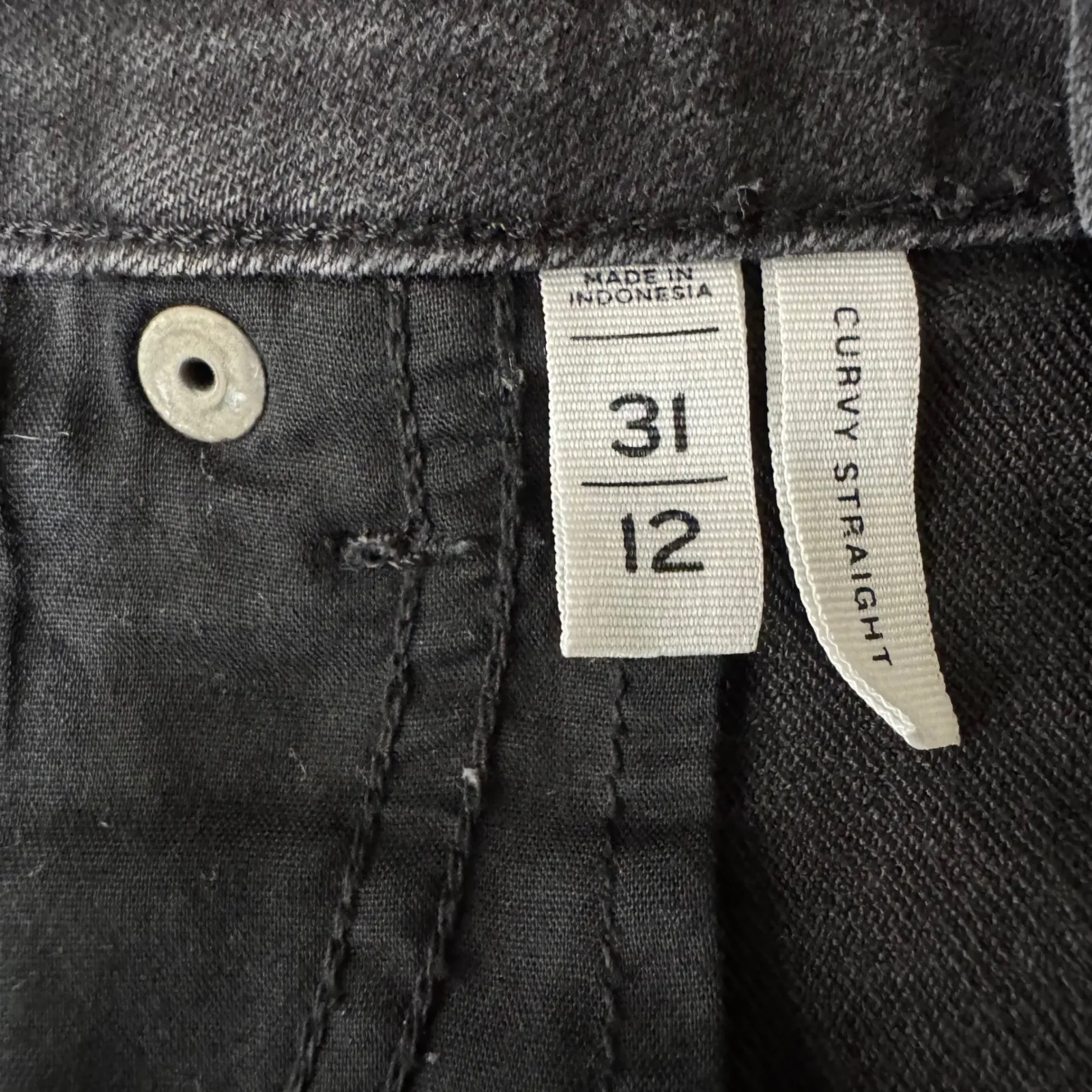 LOFT Curvy Straight Black Jeans Women's Size 31x12 Cropped Cuffed Raw Hem - Image 7