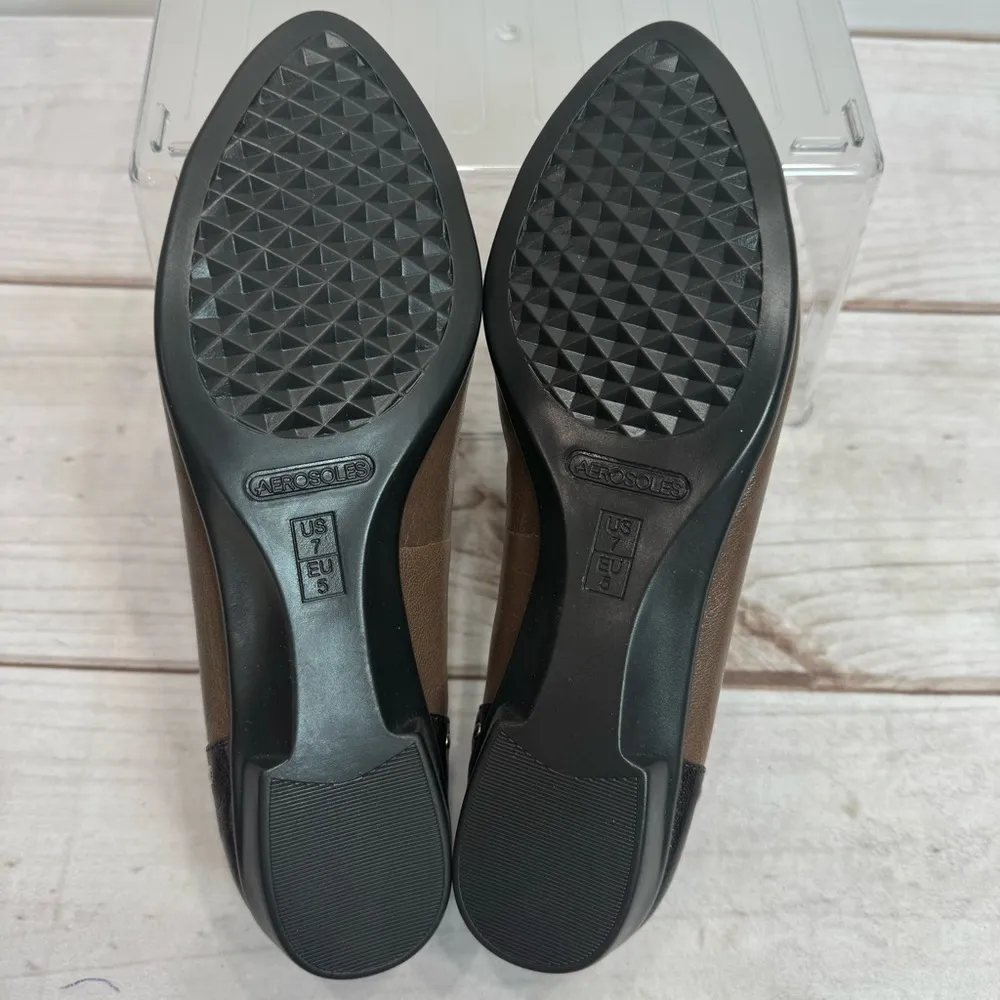 Aerosoles  Know It All Two Tone Brown Genuine Leather Flats with Silver Studs 7M - Image 13