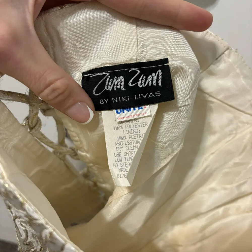 Vintage Zum Zum Gold Detail Corset Lace Up Top White Size 4 - Image 8