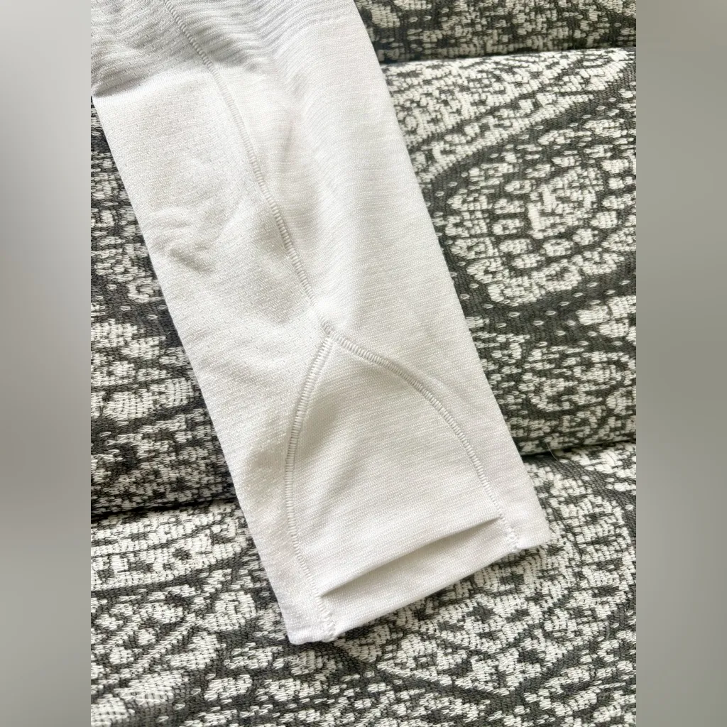 NWT Lululemon Swiftly Tech Cropped Long Sleeve 2.0 - White, Size 2 - Image 6