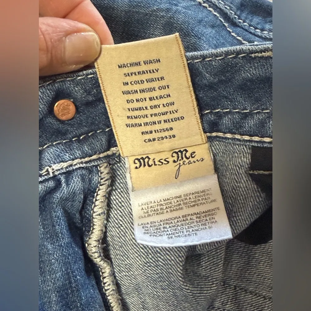 Miss Me Women's Easy Boot Jeans Medium Wash Size 29 w/33” Inseam - Image 11