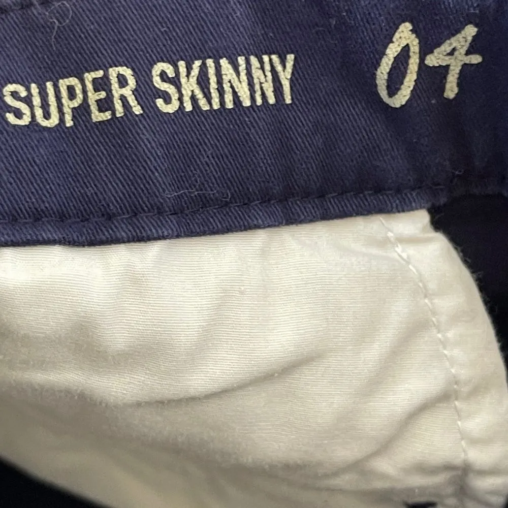 GAP Super‎ Skinny Khakis - Image 7