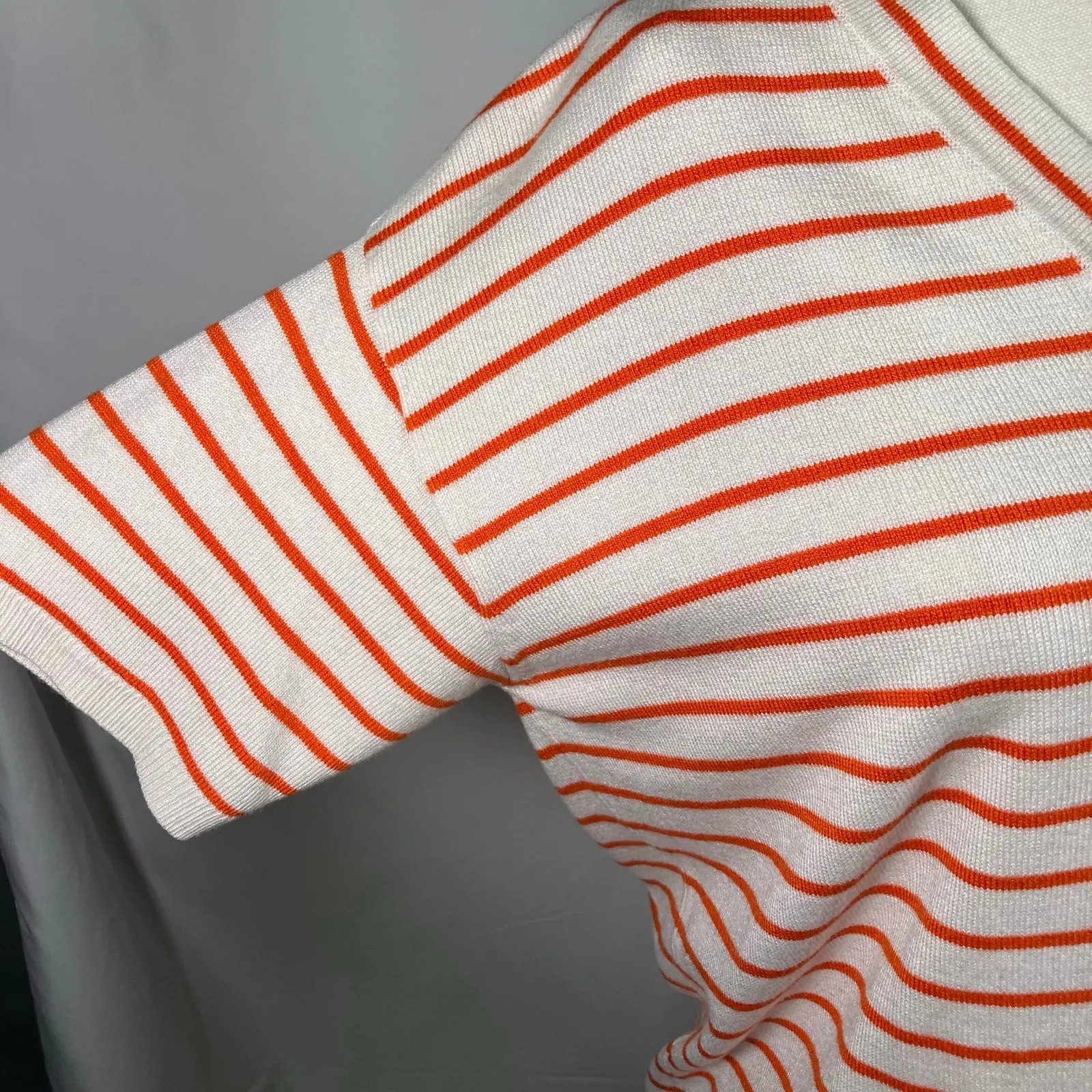 Ann Taylor Orange White Striped V-Neck Sweater Top Size S‎ SP22 Short Sleeve - Image 2
