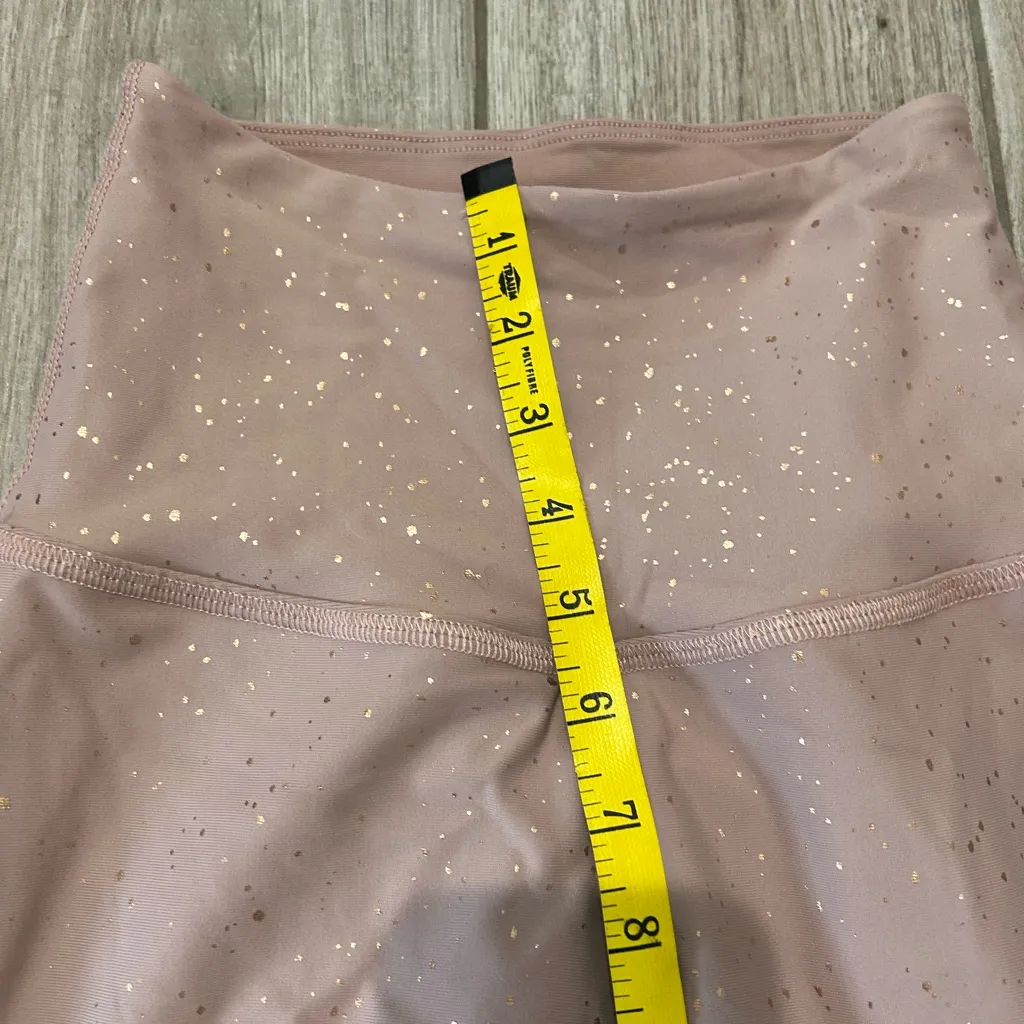 Beyond Yoga Sparkly Pink and Gold Leggings - Image 4