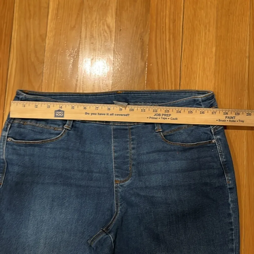 Time and tru women’s pull on jeans size large (12/14) . - Image 4