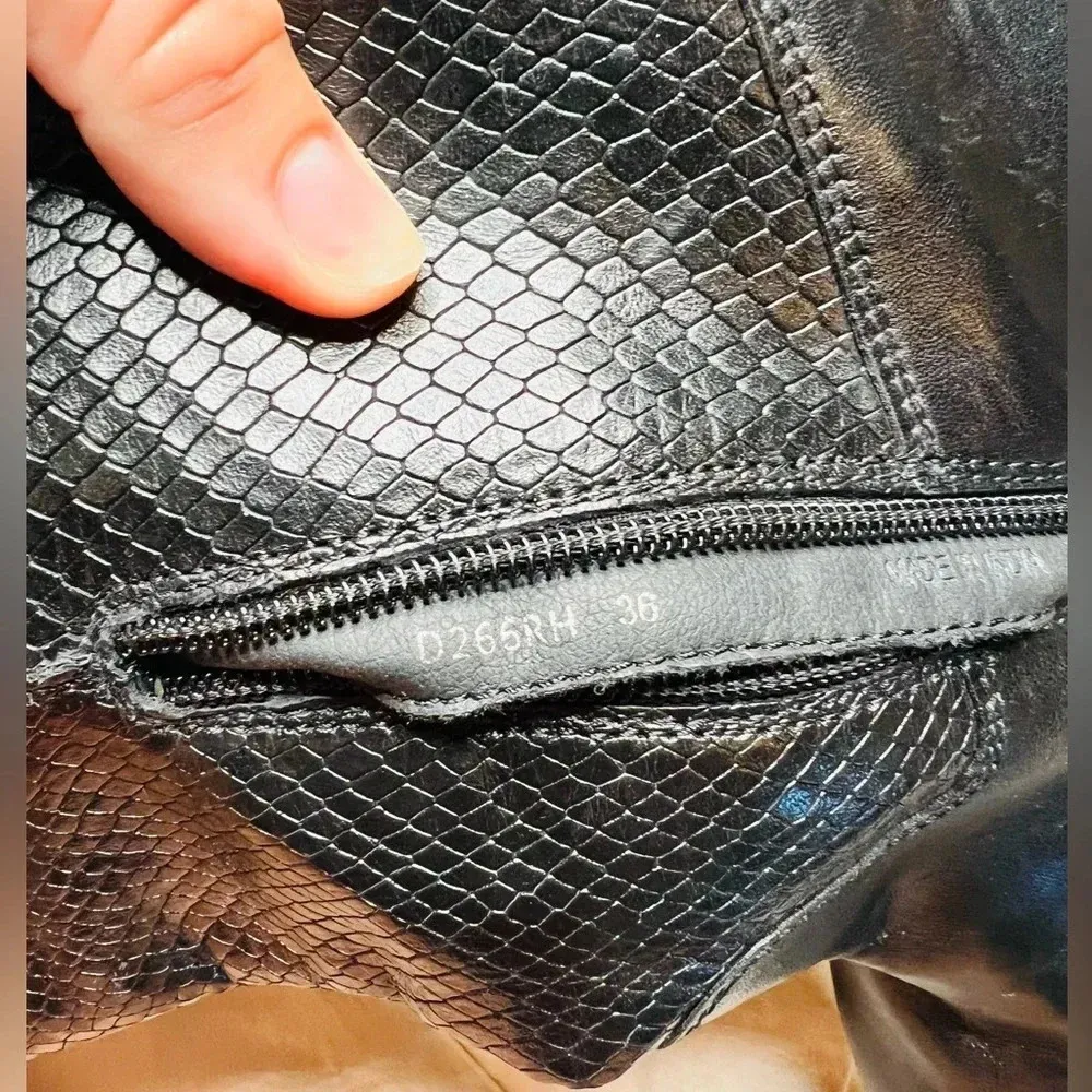 Geox Women's Rawelle Biker Boots Black Snakeskin Embossed Leather Size 36 US 6 - Image 7