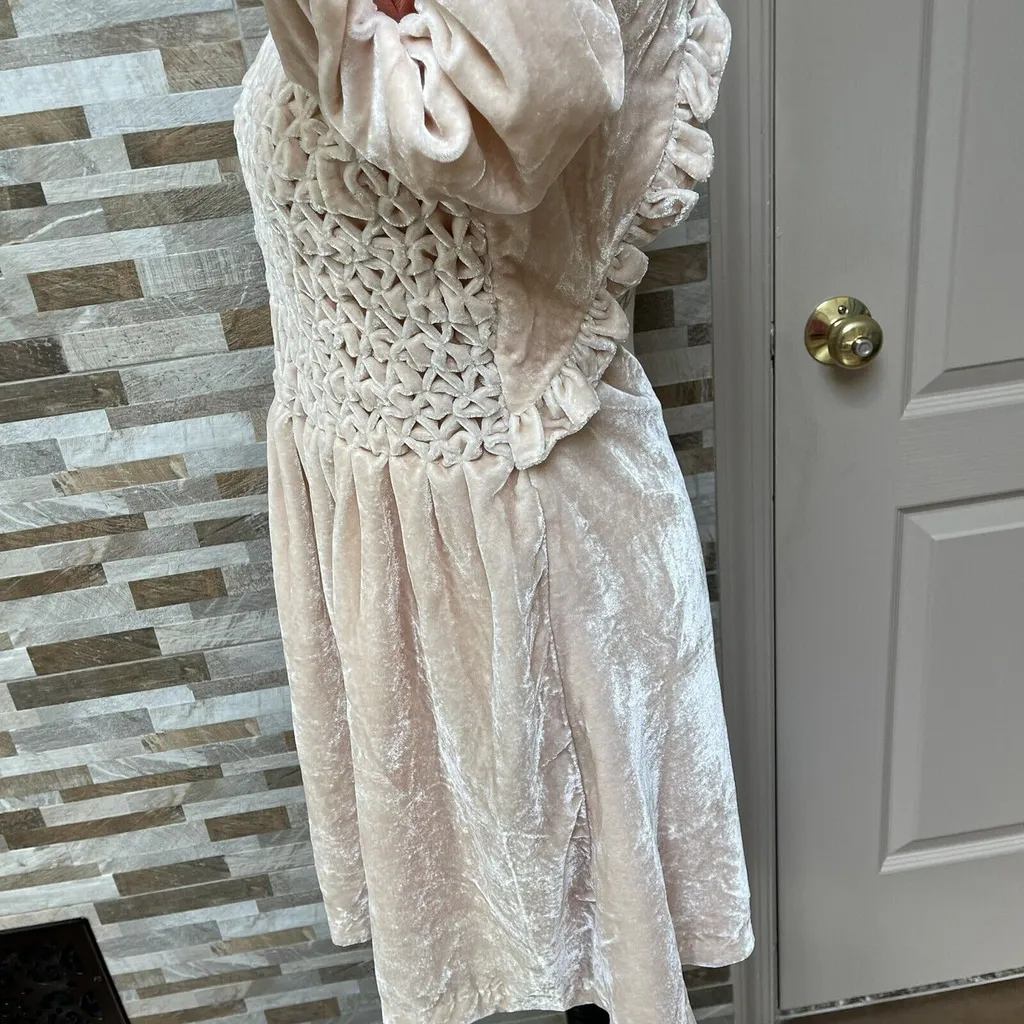 Free People Gum Drop Mini Velvet Dress Velure Pink coquette babydoll Sz M - Image 7