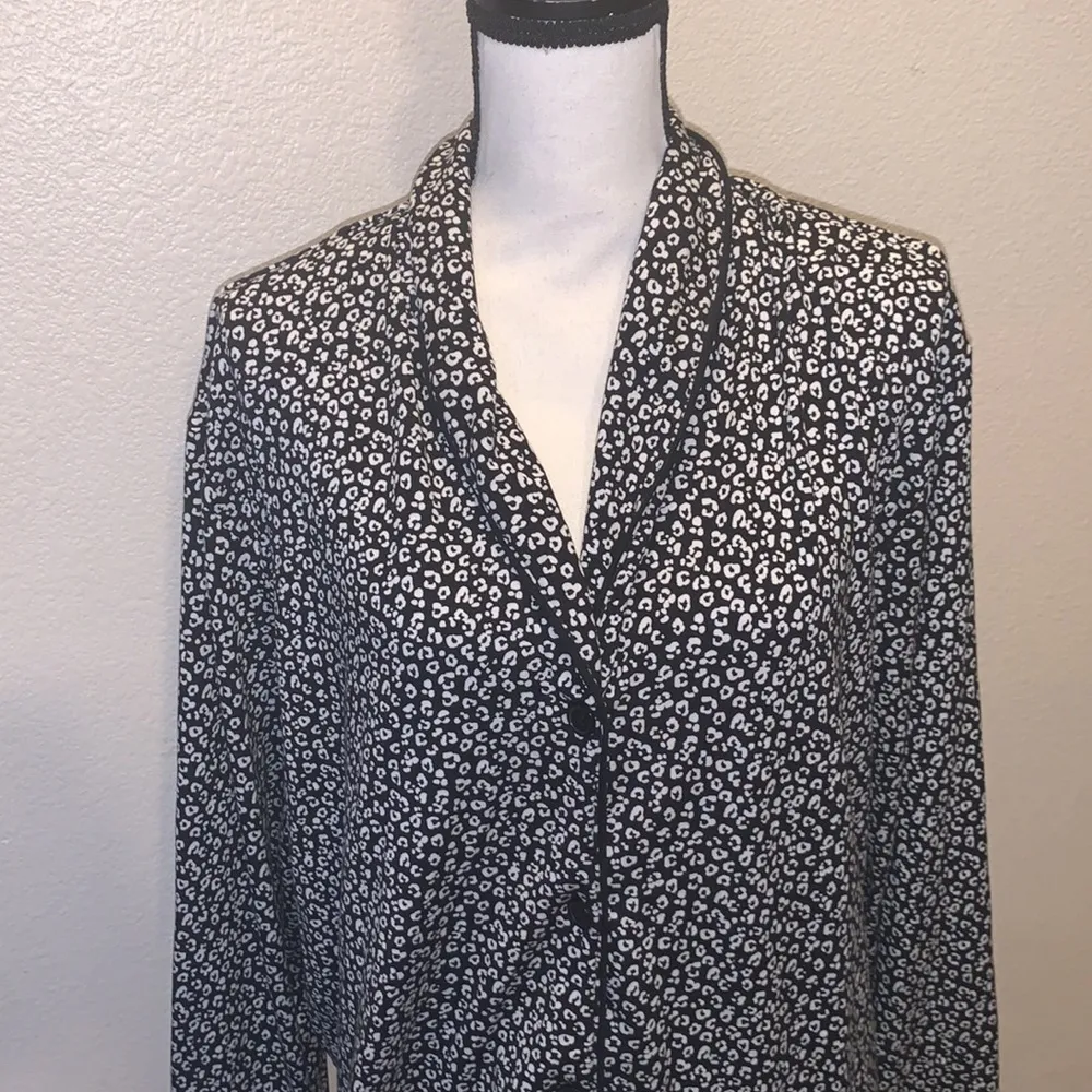 Room Service super soft button Down pajama top Black Size XL - Image 2