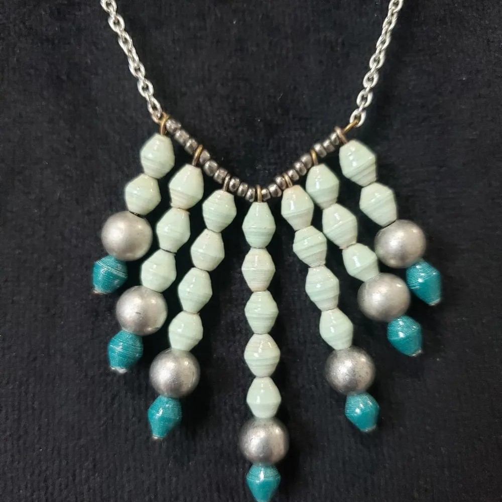 Women's Blue and Green Round Beaded Adjustable Chain Necklace - Image 3